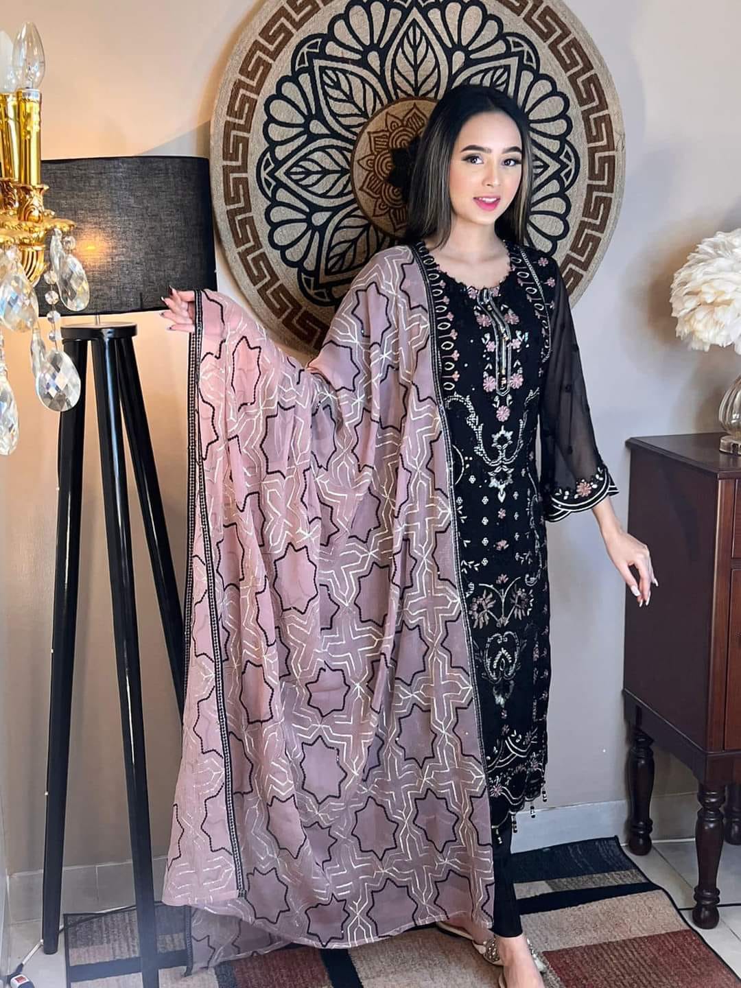 Unstitched  Salwar Kameez (Dame Shipon Kalo)